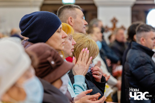 5/7 _vjalikdzen_2022_minsk_czyrvony_kascjol_belarus_fota_dzmitryeu_dzmitryj_novy_czas___1__logo.jpg