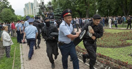 У Казахстане затрымліваюць удзельнікаў апазіцыйных пратэстаў
