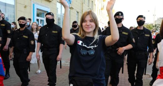 «У Беларусі перадрэвалюцыйная сітуацыя, вертыкаль улады можа абрынуцца знянацку», — украінскі палітолаг