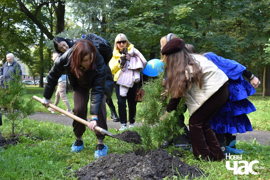 3/3 aaa_1197_logo.jpg