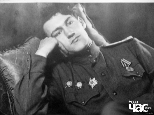 Афіцэр хімічных войскай пасля перамогі, Германія Афіцэр хімічных войскай пасля перамогі, Германія