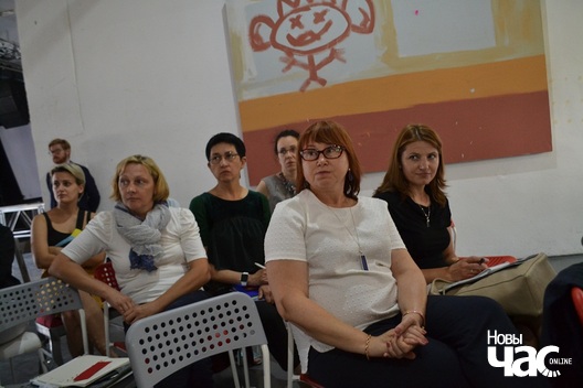 ahs_5_logo.jpg ahs_5_logo.jpg