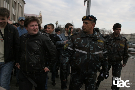 Пратэстная акцыя, 2009 год. Фота Юрыя Дзядзінкіна Пратэстная акцыя, 2009 год. Фота Юрыя Дзядзінкіна