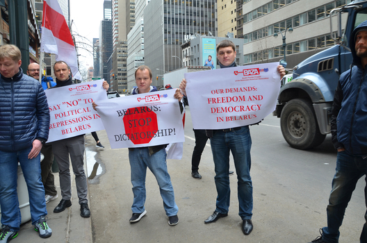 4/9 akcyja_nju_jork__8__logo.jpg