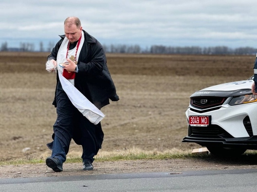 1/3 asvjaczenne_daroh_na_sluczczyne._fota__t.me_slutskgorodby_3.jpg