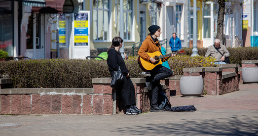 Моладзь не хоча ні ў ЕС, ні ў Расію — Астапеня