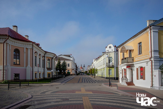 1/4 belarus_pinsk_palac_butrymoviczau_2023_fota_novy_czas_logo.jpg