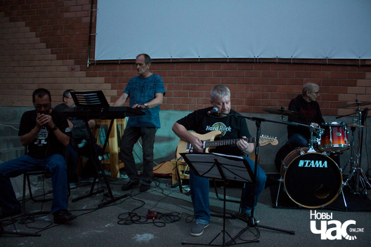 12/20 belaruski_bljuz__pavel_aksinovicz____14___kalektyu_juryja_nescjarenki_logo.jpg