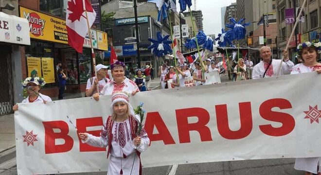 Алена Макоўская: «Эміграцыя — гэта наша мяккая сіла» Алена Макоўская: «Эміграцыя — гэта наша мяккая сіла»