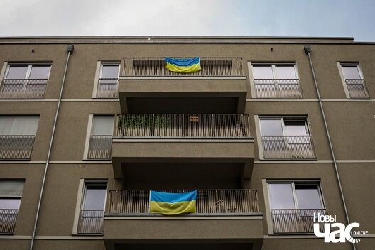 11/12 berlin10_logo.jpg