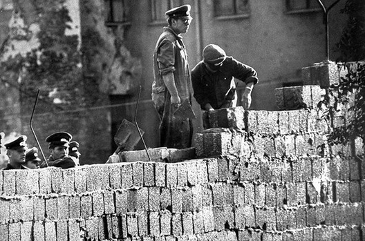 berlin_wall_02.jpg berlin_wall_02.jpg