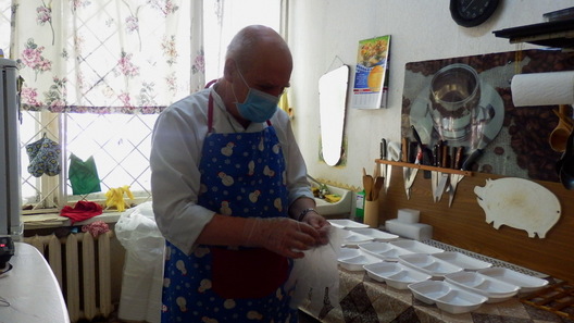 На кухні строга сочаць за санітарнымі ўмовамі На кухні строга сочаць за санітарнымі ўмовамі