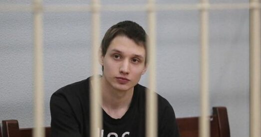 Зміцер Паліенка падчапіў у калоніі экзему