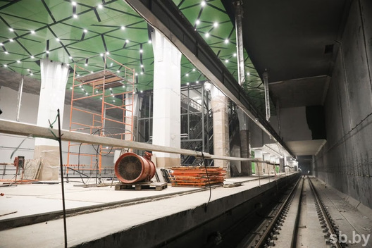 1/3 budaunictva_stancyj_zelenaluzskaj_linii_metro_3.jpg