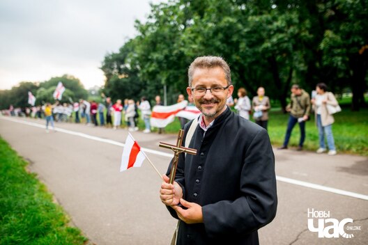Ксёндз Вячаслаў Барок. Фота Паўла Хадзінскага Ксёндз Вячаслаў Барок. Фота Паўла Хадзінскага