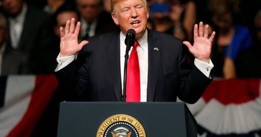 ЗША адклікае супрацоўнікаў амбасады на Кубе і спыняе выдачу візаў