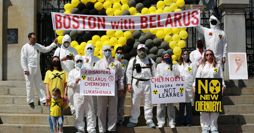 Беларусы Бостана правялі «Чарнобыльскі шлях» і ўзнялі пытанне бяспекі АЭС у Астраўцы