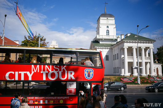 city_tour_07092015_tutby_brush_phsl_img_02.jpg city_tour_07092015_tutby_brush_phsl_img_02.jpg