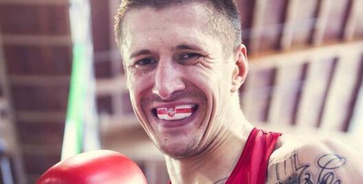 cjpflk5uyaarhz3.jpg cjpflk5uyaarhz3.jpg