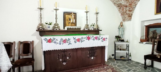 Каплічка для набажэнстваў улетку Каплічка для набажэнстваў улетку