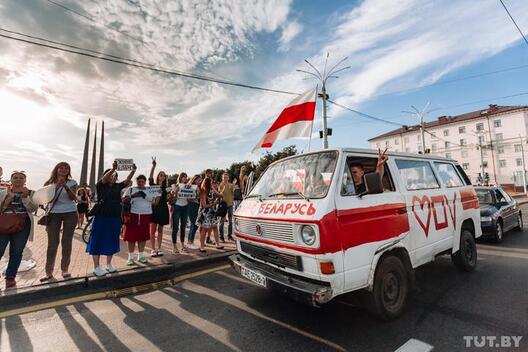 den_10_vibori_prezidenta_vitebsk_18082020_mat_tutby_pil_00003.jpg den_10_vibori_prezidenta_vitebsk_18082020_mat_tutby_pil_00003.jpg