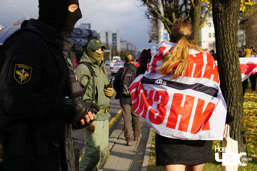 17/39 dsc08718_logo.jpg