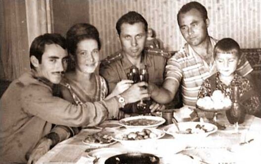 duduaeu.jpg duduaeu.jpg