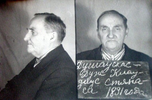 duz_duszeuski__fota_1952_hodu.jpg duz_duszeuski__fota_1952_hodu.jpg