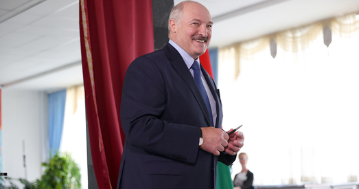 Лукашэнка пракаментаваў начныя сутыкненні з АМАПам