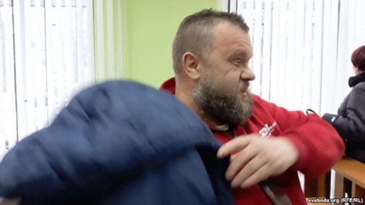 Андрэй Макараў у судзе 24 сакавіка 2017 года Андрэй Макараў у судзе 24 сакавіка 2017 года