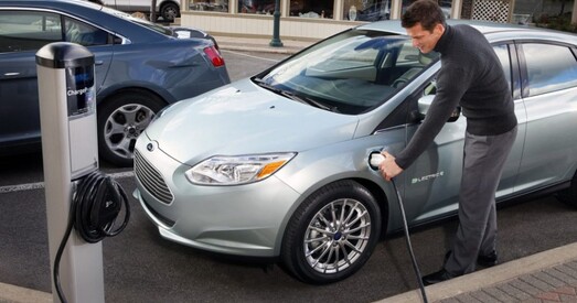 Алматы і Астана цалкам пяройдуць на электракары