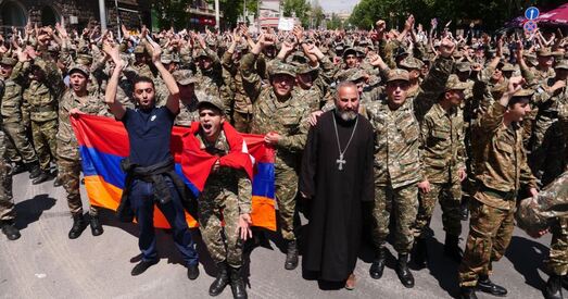 Прэм'ер-міністр Арменіі падаў у адстаўку