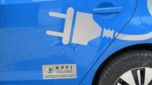 electrocar_5.jpg electrocar_5.jpg