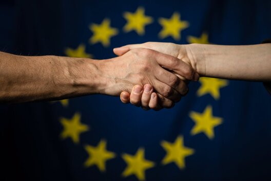 euxopcswsaaqsi6.jpg euxopcswsaaqsi6.jpg