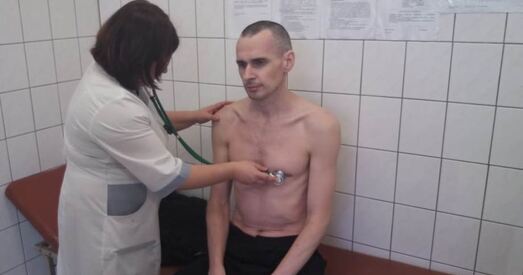 Сянцоў спыніў галадоўку, заявілі расійскія турэмнікі