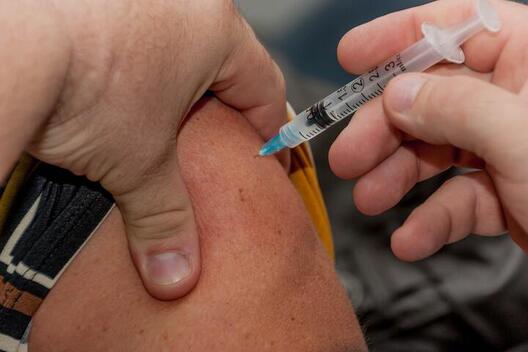 flu_shot_1719334_1280_1.jpg flu_shot_1719334_1280_1.jpg