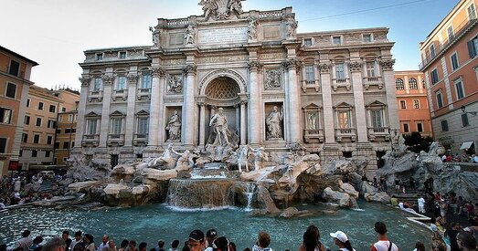 Улады Рыма хочуць забараніць турыстам спыняцца каля знакамітага фантана Трэві