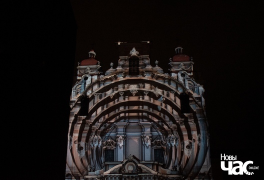 3/3 fota__svetavoe_szou__video_architects__na_kascjole_svjatoha_kazimira_i__illumaphonium__u_palacy_prezidenta_1_logo.jpg