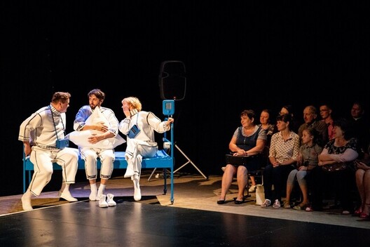 foto_2.jpg foto_2.jpg