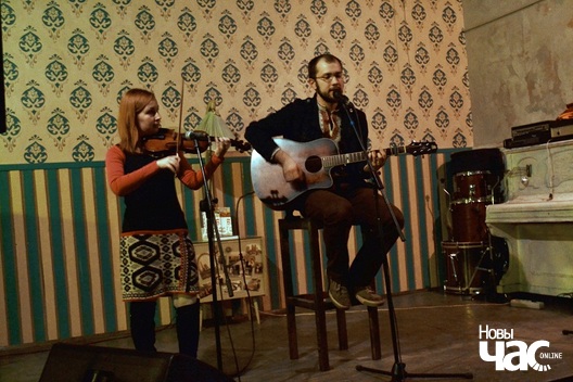 Арцём з Вікторыяй Арцём з Вікторыяй