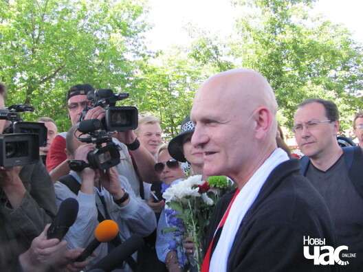 Сустрэча Алеся Бяляцкага на вакзале Сустрэча Алеся Бяляцкага на вакзале