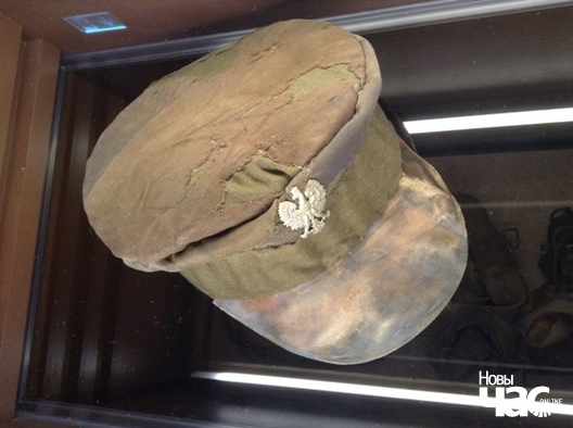 Фуражка, знойдзеная на месцы расстрэлу Фуражка, знойдзеная на месцы расстрэлу