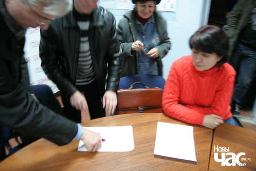 4/4 img_3109_logo.jpg