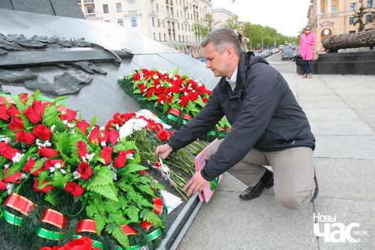 4/5 img_3794_logo.jpg