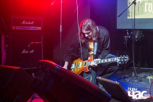 19/34 img_4056_logo.jpg