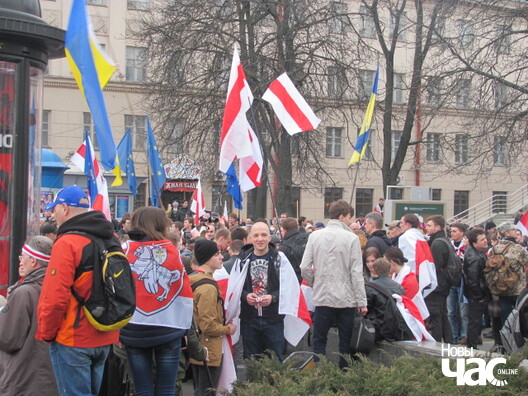 7/17 img_6440_logo.jpg