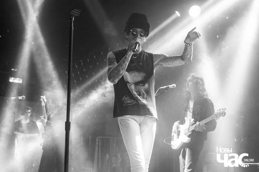 14/21 img_6786_logo.jpg