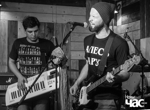 9/10 img_9724_logo.jpg