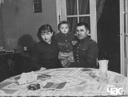 Ян Вярэніч з сям'ёй, Лунінец, 1930-я гады Ян Вярэніч з сям'ёй, Лунінец, 1930-я гады