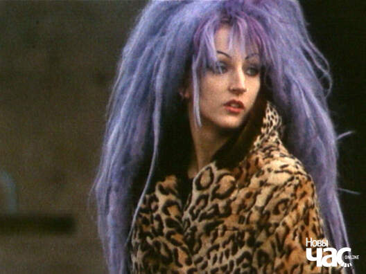 2/3 kadr_z_filjmu_b_movie_2_logo.jpg